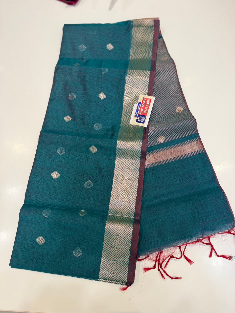 Mahashwari saree M1 (  firta morepanki colour )