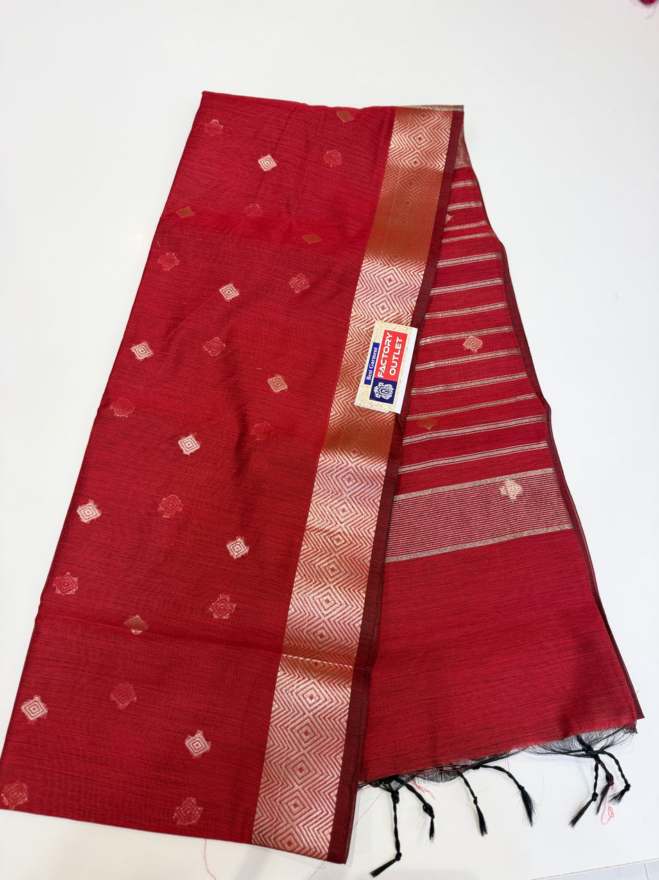 Mahashwari saree M1( red colour)