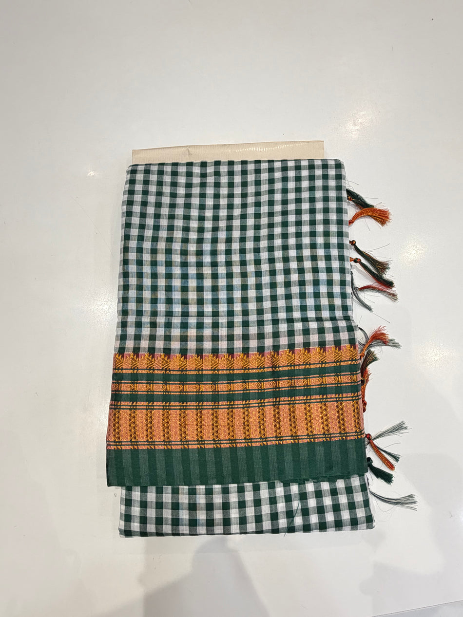 Trending Irkal checks saree(light green colour )